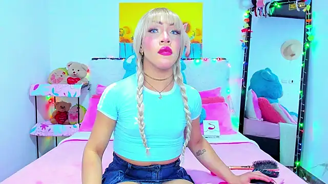 Snapshot of Candy_Candy__ chatting on September 2025 12:15:01 AM Candy Candy online show from September 2025 12:15:01 AM