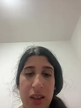 lylyacachonda online show from May 2026 12:45:01 PM