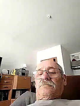 oleg049 online show from June 2026 08:13:02 AM