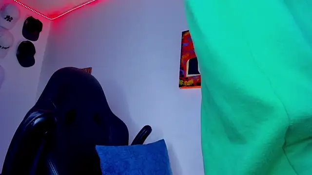 Drako Lamar online show from April 2026 03:08:02 AM