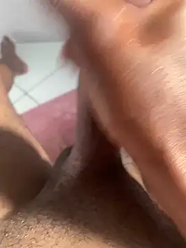 Snapshot of s1437jdjjddjjshbx chatting on January 2025 09:52:02 PM s1437jdjjddjjshbx online show from January 2025 09:52:02 PM