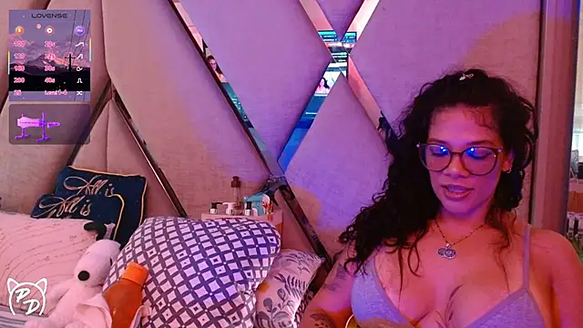 paula daniela1 online show from July 2026 09:43:01 PM