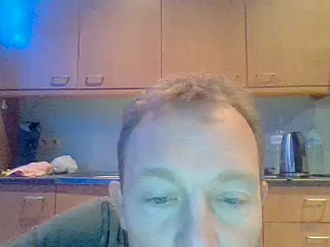 Snapshot of bertolini chatting on December 2024 06:15:01 PM bertolini online show from December 2024 06:15:01 PM