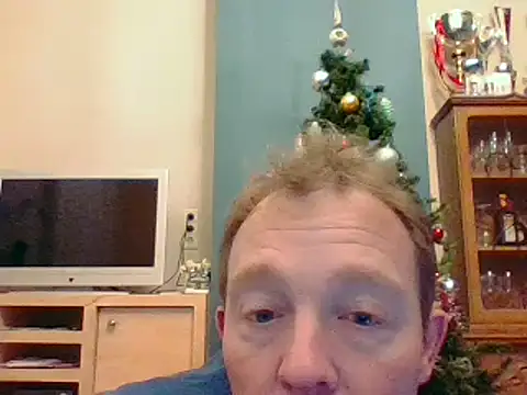 Snapshot of bertolini chatting on January 2025 04:50:01 PM bertolini online show from January 2025 04:50:01 PM