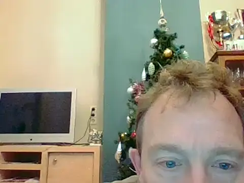 Snapshot of bertolini chatting on January 2025 03:39:02 PM bertolini online show from January 2025 03:39:02 PM