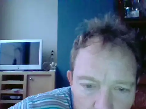 Snapshot of bertolini chatting on January 2025 07:43:02 AM bertolini online show from January 2025 07:43:02 AM