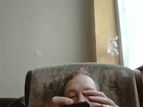 Snapshot of bertolini chatting on March 2025 05:21:01 PM bertolini online show from March 2025 05:21:01 PM
