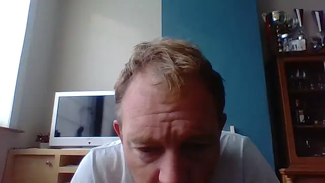 Snapshot of bertolini chatting on September 2025 07:12:02 AM bertolini online show from September 2025 07:12:02 AM