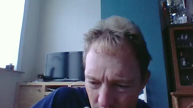 Snapshot of bertolini chatting on October 2025 07:20:02 AM bertolini online show from October 2025 07:20:02 AM