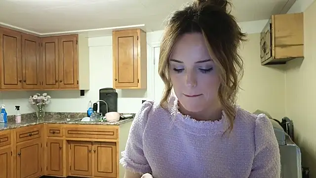 Snapshot of sexylilly69 chatting on February 2026 11:33:01 PM sexylilly69 online show from February 2026 11:33:01 PM