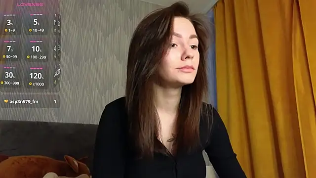 girl with snaketatto0 online show from January 2025 04:19:02 AM