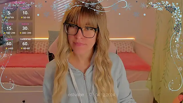 estivalae online show from December 2024 01:09:02 PM