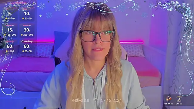 estivalae online show from December 2024 08:05:01 PM