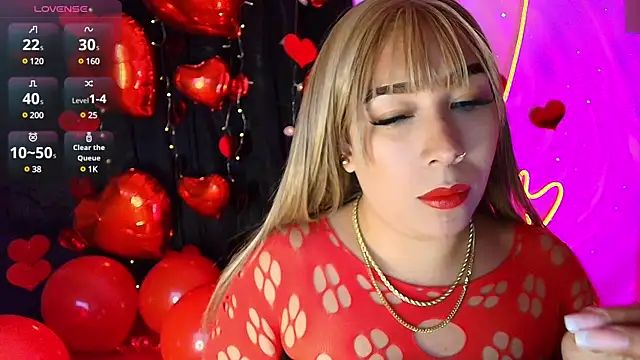 Snapshot of leahtemptation3 chatting on February 2025 05:19:02 AM leahtemptation3 online show from February 2025 05:19:02 AM