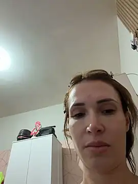 Irresistible24 online show from April 2026 03:31:02 PM