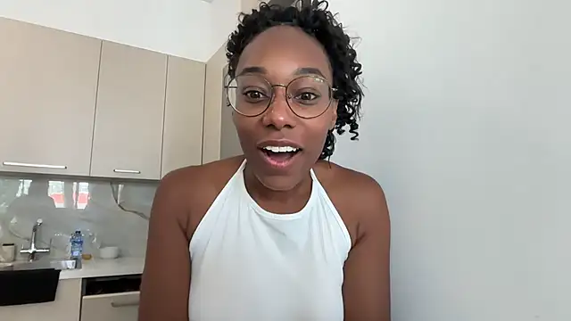 Snapshot of smileybabe chatting on July 2026 08:49:02 AM smileybabe online show from July 2026 08:49:02 AM
