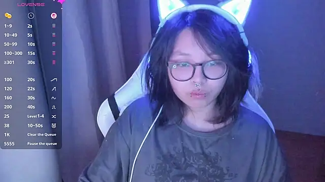 maydaykimmy online show from April 2026 09:41:02 PM