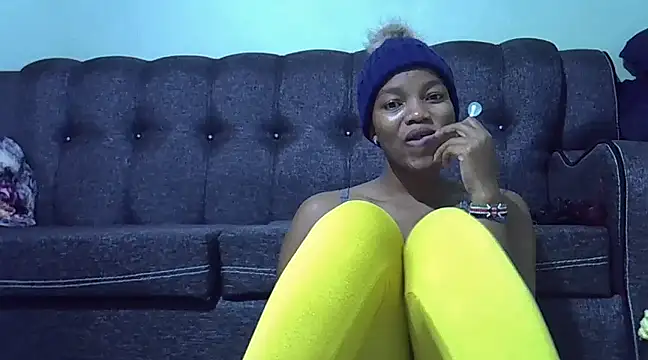 Snapshot of prettychoco1 chatting on February 2025 02:00:01 AM prettychoco1 online show from February 2025 02:00:01 AM