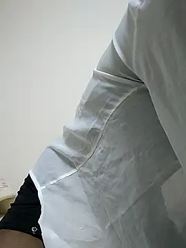 dmmsuzu95 online show from October 2025 05:52:01 AM