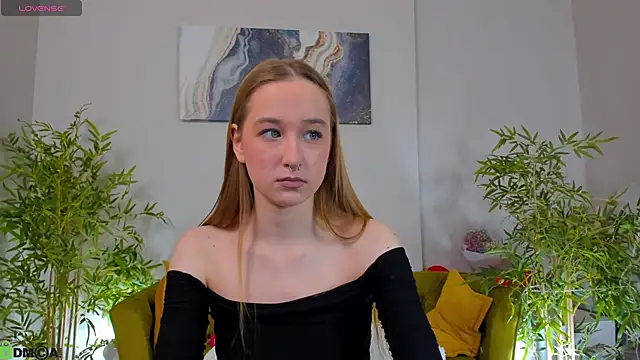 Sweett Monica online show from February 2026 01:45:04 AM