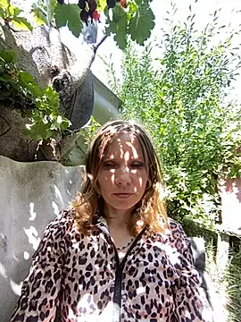 Snapshot of Anita-Smith chatting on July 2026 08:20:01 AM Anita-Smith online show from July 2026 08:20:01 AM