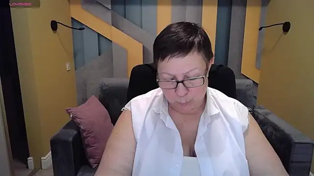 BarbaraTurners online show from January 2025 09:43:01 PM