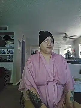 honeeyyy pot online show from November 2025 07:27:01 PM