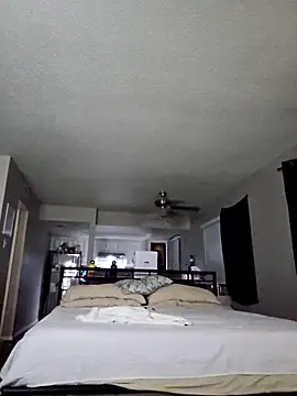 Snapshot of honeeyyy_pot chatting on February 2026 06:45:01 AM honeeyyy pot online show from February 2026 06:45:01 AM