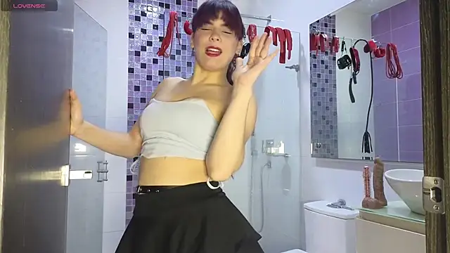 xalicesfantasyx online show from September 2025 01:38:02 AM