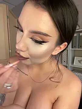 Snapshot of BamBam_XO chatting on February 2025 12:03:02 PM BamBam XO online show from February 2025 12:03:02 PM