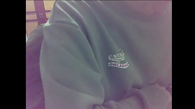 Snapshot of gray1103 chatting on January 2025 12:56:01 PM gray1103 online show from January 2025 12:56:01 PM