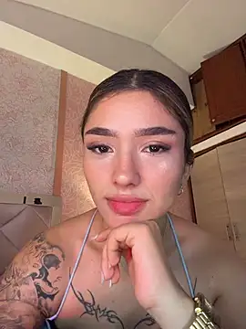 Arianavillada online show from June 2026 04:04:02 AM