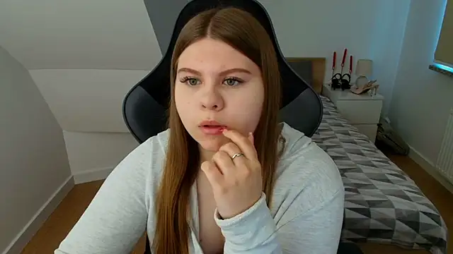 Snapshot of AbbyPleasure chatting on May 2026 09:47:01 AM AbbyPleasure online show from May 2026 09:47:01 AM