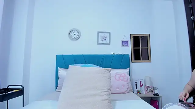 kamila lopez online show from March 2026 09:19:02 PM