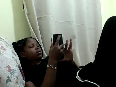 queen-sasha online show from October 2025 05:24:02 PM