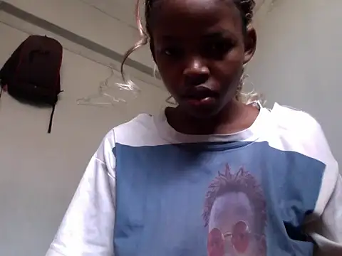 Snapshot of queen-sasha chatting on July 2026 08:18:01 AM queen-sasha online show from July 2026 08:18:01 AM
