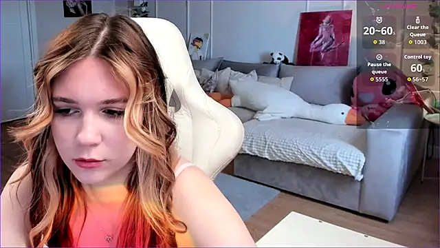 Frau Lina online show from April 2026 03:14:01 PM