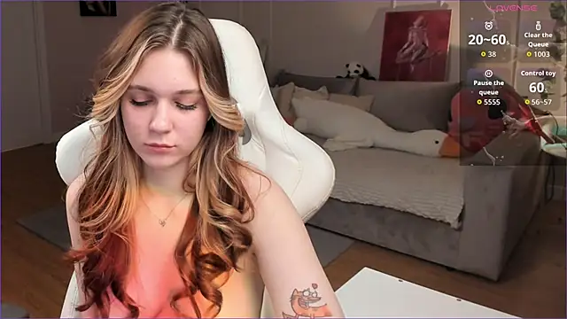 Frau Lina online show from April 2026 05:30:01 PM