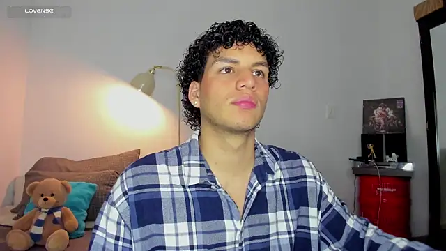 Curlblue online show from October 2025 03:29:01 AM