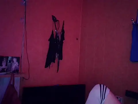 Snapshot of Lia_Y_PatrickX chatting on January 2025 02:30:01 AM Lia Y PatrickX online show from January 2025 02:30:01 AM