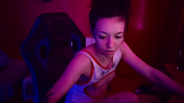 Snapshot of Lia_Y_PatrickX chatting on February 2025 12:04:01 AM Lia Y PatrickX online show from February 2025 12:04:01 AM