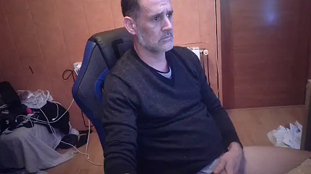 Snapshot of Lia_Y_PatrickX chatting on February 2025 11:15:01 AM Lia Y PatrickX online show from February 2025 11:15:01 AM