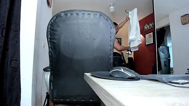 Snapshot of thesexlawyer1 chatting on May 2026 05:15:01 AM thesexlawyer1 online show from May 2026 05:15:01 AM