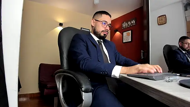 Snapshot of thesexlawyer1 chatting on May 2026 04:19:02 AM thesexlawyer1 online show from May 2026 04:19:02 AM