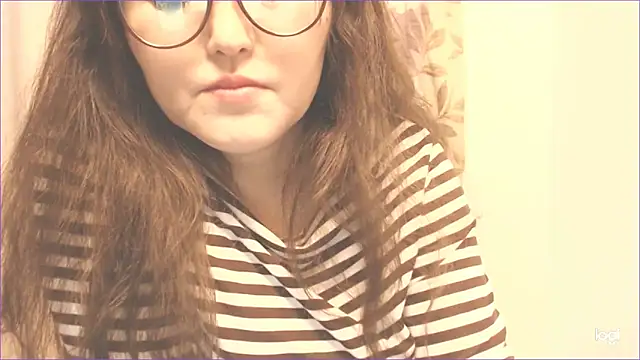 Snapshot of hrnyteacher chatting on March 2025 08:01:02 PM hrnyteacher online show from March 2025 08:01:02 PM