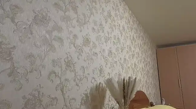 Snapshot of me_lissa_sun13 chatting on January 2025 10:40:01 AM me lissa sun13 online show from January 2025 10:40:01 AM