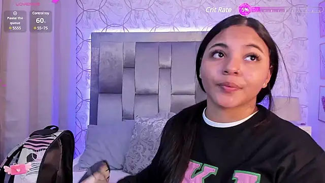 Snapshot of EmmaWeest chatting on December 2024 08:21:02 PM EmmaWeest online show from December 2024 08:21:02 PM