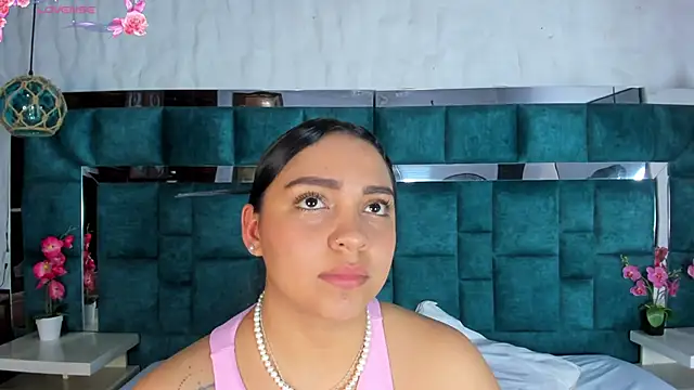 Snapshot of Abril_Gomez06 chatting on June 2026 02:53:01 AM Abril Gomez06 online show from June 2026 02:53:01 AM