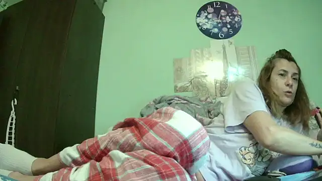 Snapshot of SexyGioconda chatting on April 2026 08:42:01 AM SexyGioconda online show from April 2026 08:42:01 AM