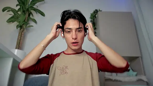 sebas rose online show from January 2025 02:49:01 AM